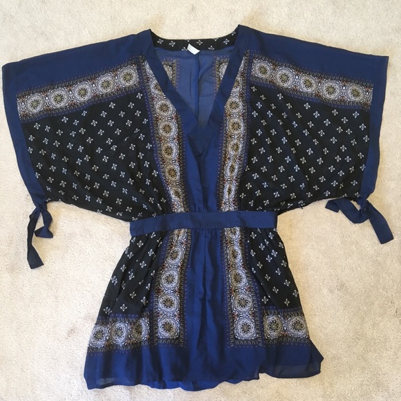 FREE PEOPLE • Boho Kimono Dress - Picture 4 of 16